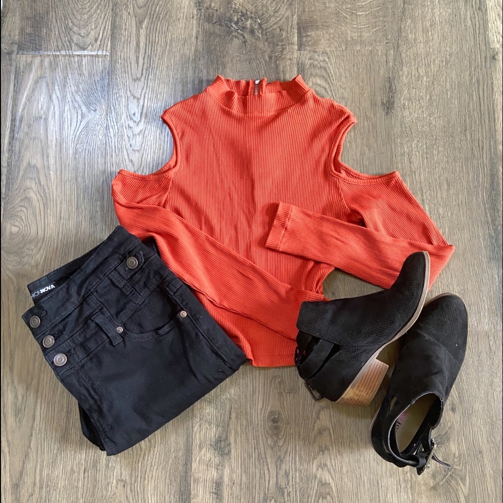 H&M Divided Cold Shoulder Orange top